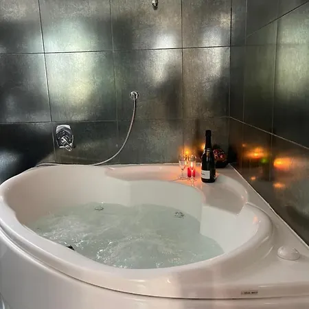 勒托里酒店 卡利亚里